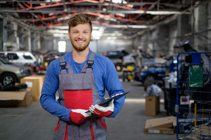 Decisions, Decisions: How to Choose an Auto Body Shop
